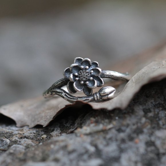 Antique Sterling Silver Lotus Flower Ring Cute - Picture 8 of 9